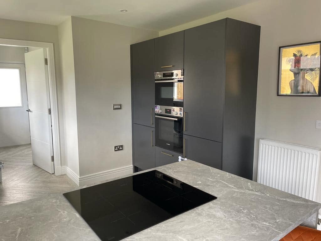 End-of-tenancy kitchen clean